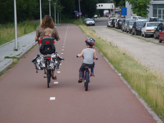 Dutch cycling infrastructure is superb